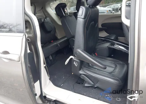 2017 Chrysler Pacifica Touring-L Plus из США, поврежденный, VIN 2C4RC1EG1HR572612